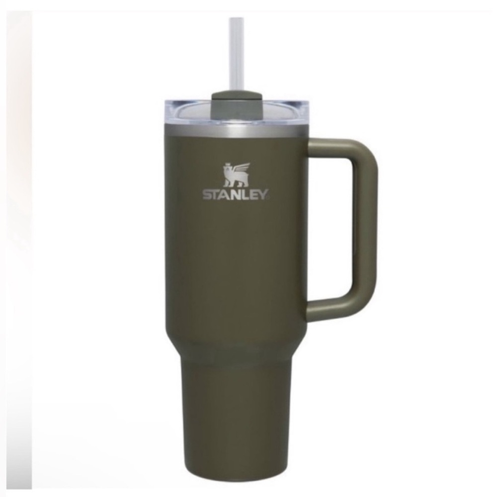 Olive Green Hearth and Hand Stanley 40oz Quencher H2.0 Tumbler Cup